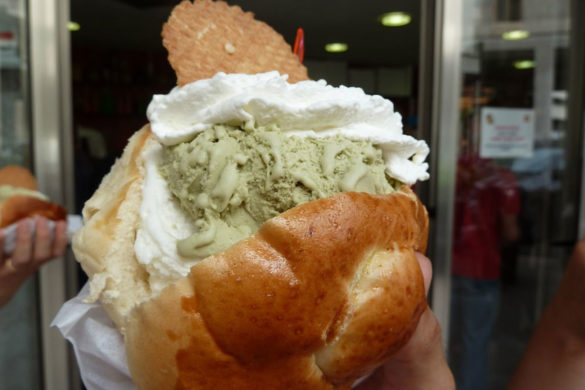 Brioche col Gelato un gustoso rimedio contro il caldo